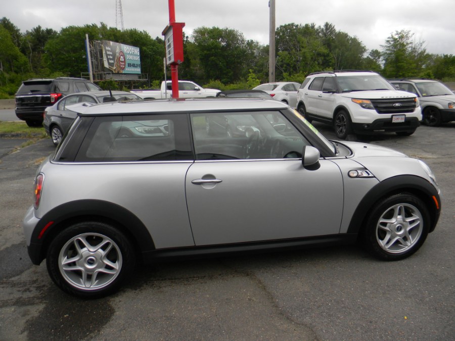 Used MINI Cooper Hardtop 2dr Cpe S 2009 | M&M Vehicles Inc dba Central Motors. Southborough, Massachusetts Used MINI Cooper Hardtop 2dr Cpe S 2009 | M&M Vehicles Inc dba Central Motors. Southborough, Massachusetts
