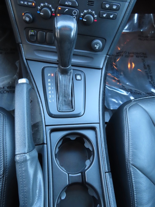 2004 Volvo V70 2.4L Auto w/Sunroof, available for sale in North Salem, New York | Meccanic Shop North Inc. North Salem, New York 2004 Volvo V70 2.4L Auto w/Sunroof, available for sale in North Salem, New York | Meccanic Shop North Inc. North Salem, New York
