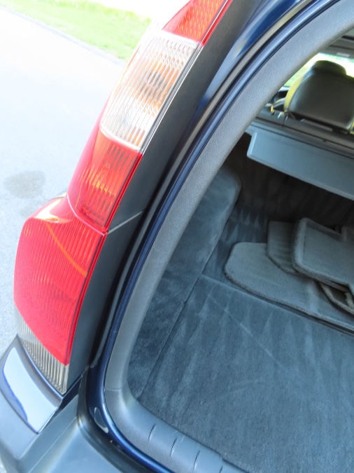 2004 Volvo V70 2.4L Auto w/Sunroof, available for sale in North Salem, New York | Meccanic Shop North Inc. North Salem, New York 2004 Volvo V70 2.4L Auto w/Sunroof, available for sale in North Salem, New York | Meccanic Shop North Inc. North Salem, New York
