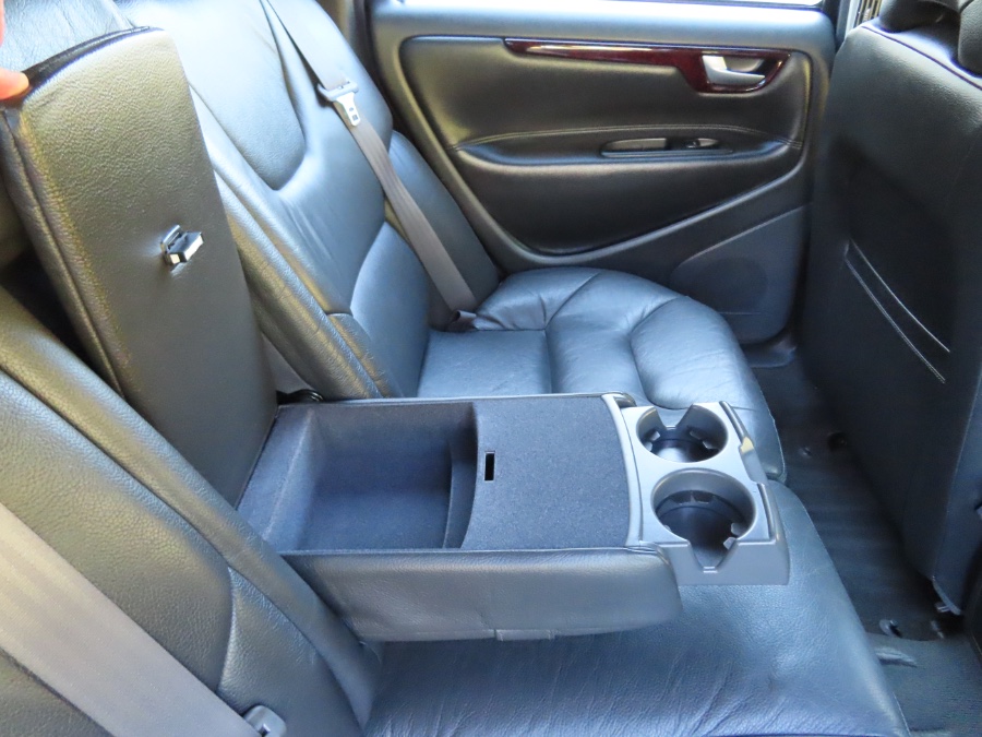 2004 Volvo V70 2.4L Auto w/Sunroof, available for sale in North Salem, New York | Meccanic Shop North Inc. North Salem, New York 2004 Volvo V70 2.4L Auto w/Sunroof, available for sale in North Salem, New York | Meccanic Shop North Inc. North Salem, New York
