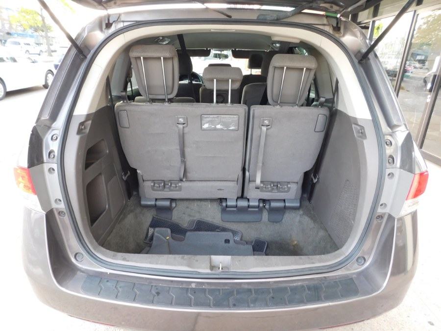 2016 Honda Odyssey 5dr LX, available for sale in Woodside, New York | Pepmore Auto Sales Inc.. Woodside, New York 2016 Honda Odyssey 5dr LX, available for sale in Woodside, New York | Pepmore Auto Sales Inc.. Woodside, New York