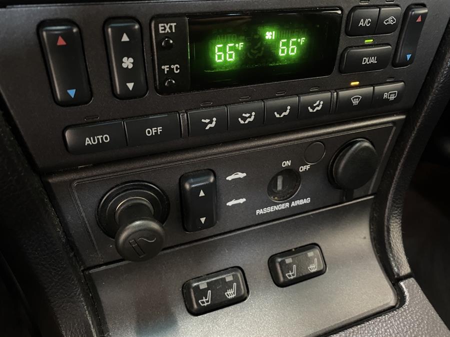 Used Ford Thunderbird Base 2005 | Elite Imports LLC. West Chester, Ohio Used Ford Thunderbird Base 2005 | Elite Imports LLC. West Chester, Ohio
