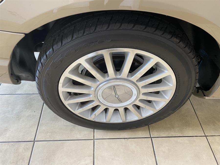 Used Ford Thunderbird Base 2005 | Elite Imports LLC. West Chester, Ohio Used Ford Thunderbird Base 2005 | Elite Imports LLC. West Chester, Ohio