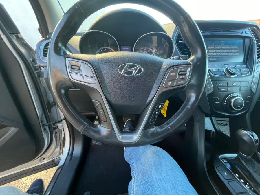 Used Hyundai Santa Fe AWD 4dr GLS 2013 | Brooklyn Auto Mall LLC. Brooklyn, New York Used Hyundai Santa Fe AWD 4dr GLS 2013 | Brooklyn Auto Mall LLC. Brooklyn, New York