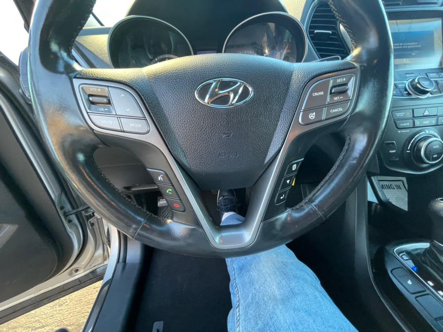 Used Hyundai Santa Fe AWD 4dr GLS 2013 | Brooklyn Auto Mall LLC. Brooklyn, New York Used Hyundai Santa Fe AWD 4dr GLS 2013 | Brooklyn Auto Mall LLC. Brooklyn, New York