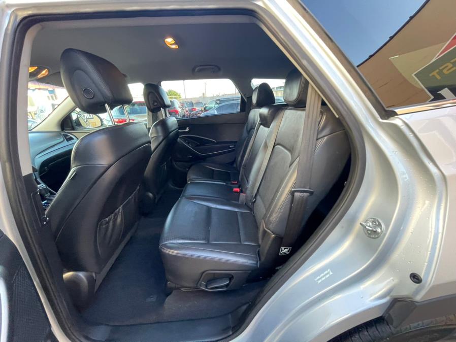 Used Hyundai Santa Fe AWD 4dr GLS 2013 | Brooklyn Auto Mall LLC. Brooklyn, New York Used Hyundai Santa Fe AWD 4dr GLS 2013 | Brooklyn Auto Mall LLC. Brooklyn, New York