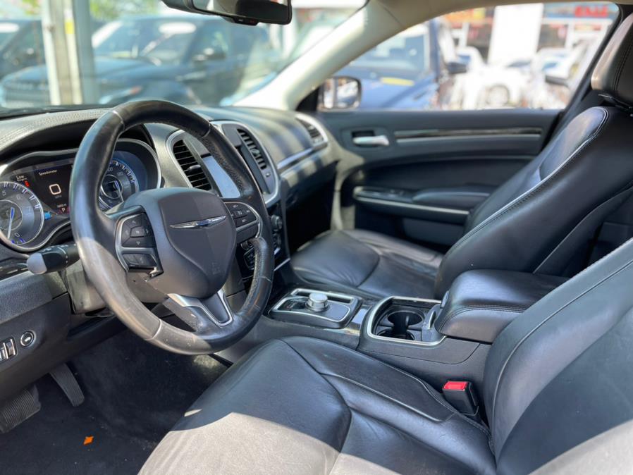 Used Chrysler 300 4dr Sdn Limited RWD 2015 | NYC Automart Inc. Brooklyn, New York Used Chrysler 300 4dr Sdn Limited RWD 2015 | NYC Automart Inc. Brooklyn, New York