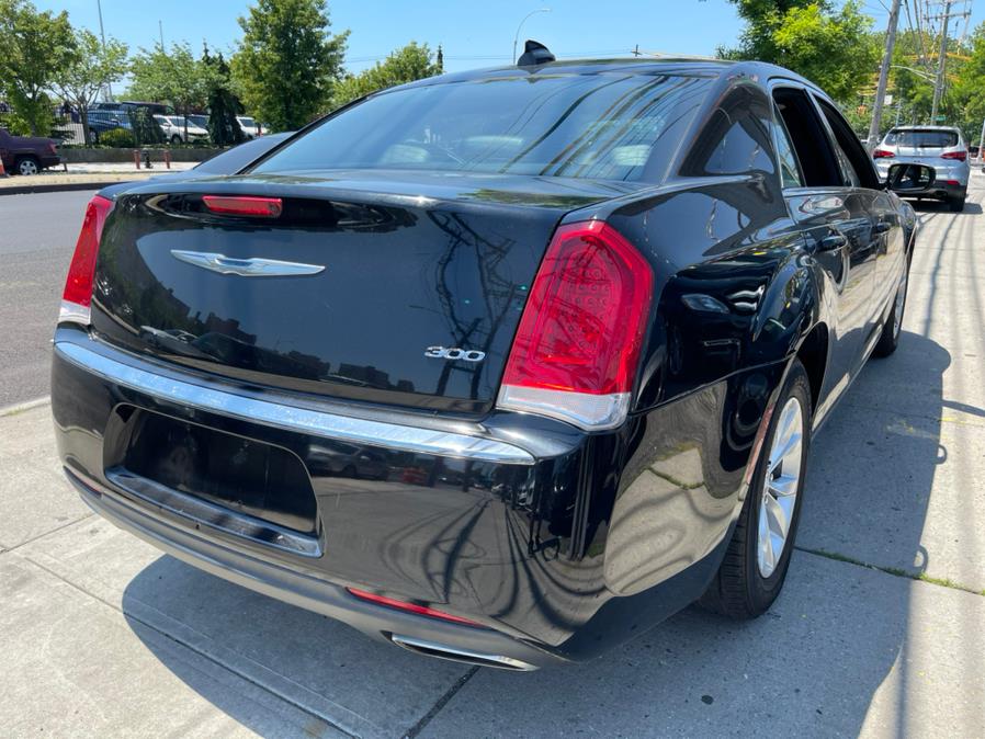 Used Chrysler 300 4dr Sdn Limited RWD 2015 | NYC Automart Inc. Brooklyn, New York Used Chrysler 300 4dr Sdn Limited RWD 2015 | NYC Automart Inc. Brooklyn, New York