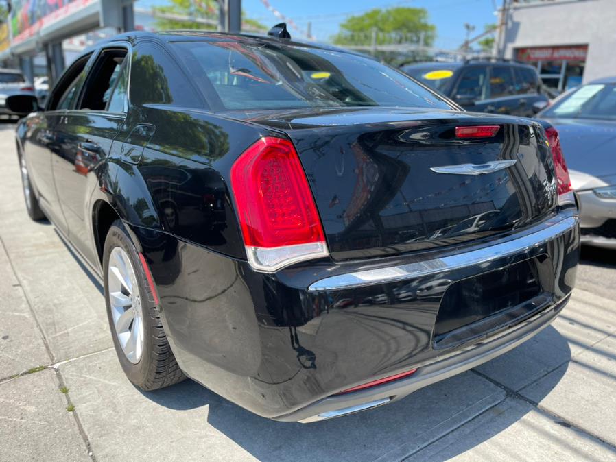 Used Chrysler 300 4dr Sdn Limited RWD 2015 | NYC Automart Inc. Brooklyn, New York Used Chrysler 300 4dr Sdn Limited RWD 2015 | NYC Automart Inc. Brooklyn, New York
