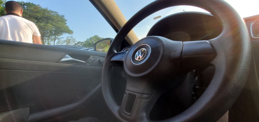 Used Volkswagen Jetta Sedan 4dr Auto 2011 | Rubber Bros Auto World. Brooklyn, New York Used Volkswagen Jetta Sedan 4dr Auto 2011 | Rubber Bros Auto World. Brooklyn, New York