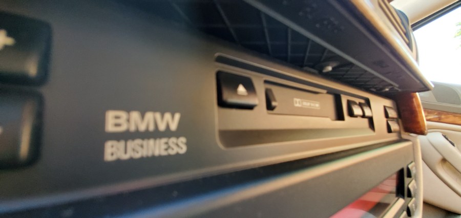 Used BMW 5 Series 528IAT 4dr Wgn Auto 1999 | Rubber Bros Auto World. Brooklyn, New York Used BMW 5 Series 528IAT 4dr Wgn Auto 1999 | Rubber Bros Auto World. Brooklyn, New York