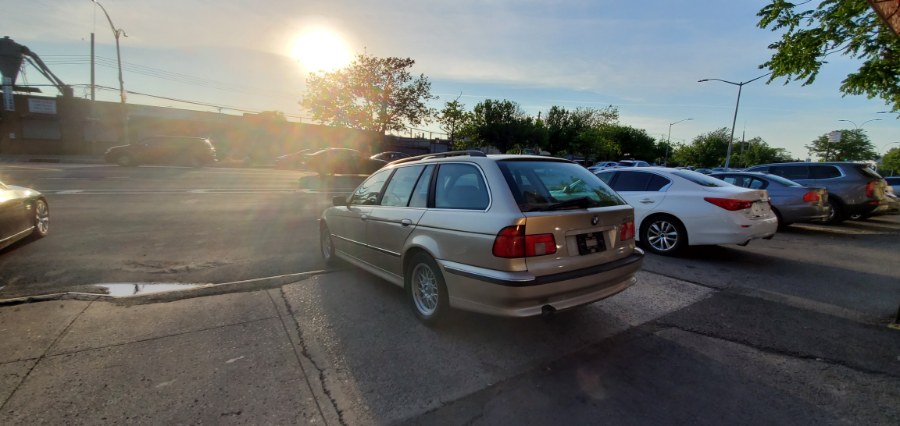 Used BMW 5 Series 528IAT 4dr Wgn Auto 1999 | Rubber Bros Auto World. Brooklyn, New York Used BMW 5 Series 528IAT 4dr Wgn Auto 1999 | Rubber Bros Auto World. Brooklyn, New York