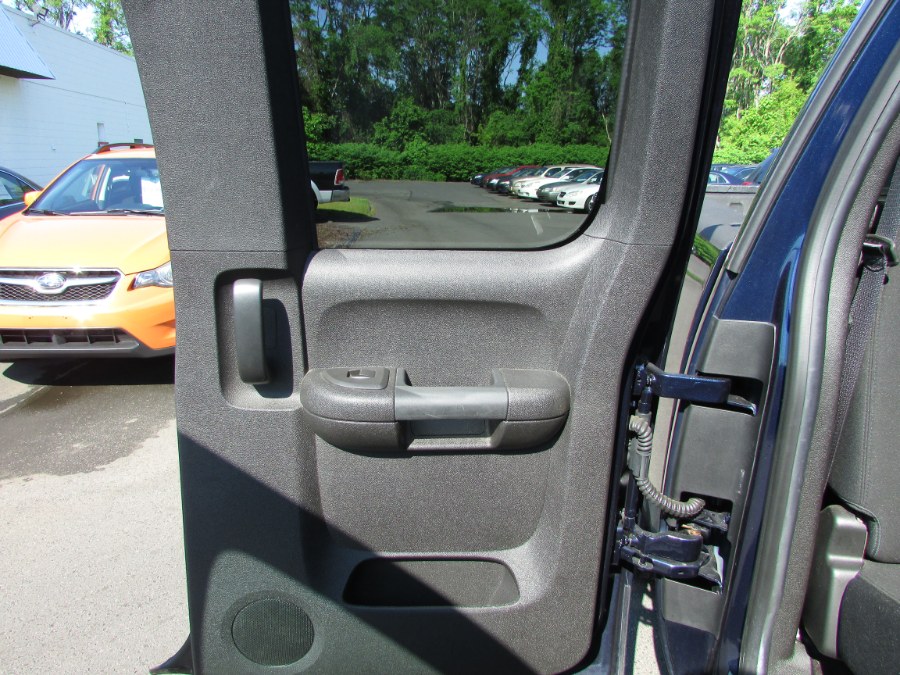 Used GMC Sierra 1500 4WD Ext Cab 143.5" SLE 2012 | United Auto Sales of E Windsor, Inc. East Windsor, Connecticut Used GMC Sierra 1500 4WD Ext Cab 143.5" SLE 2012 | United Auto Sales of E Windsor, Inc. East Windsor, Connecticut
