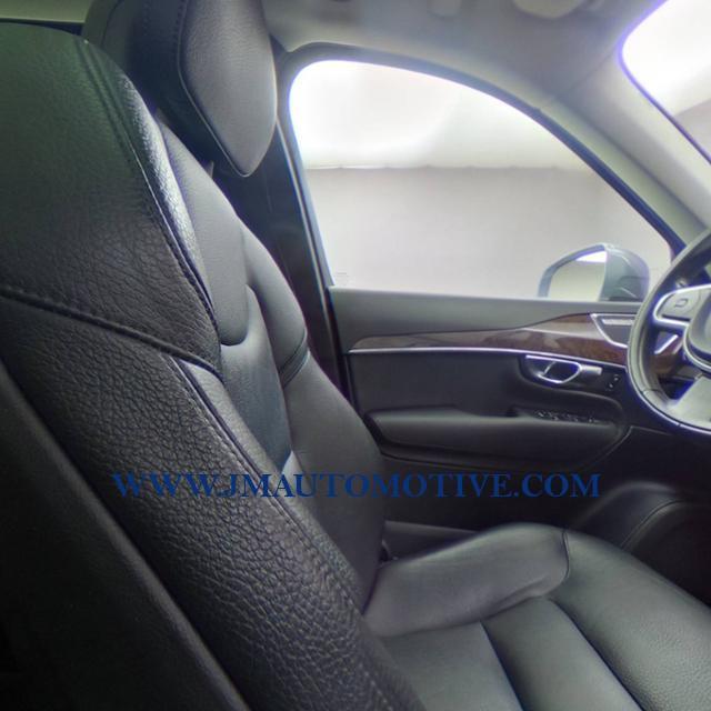 Used Volvo Xc90 AWD 4dr T6 Momentum 2016 | J&M Automotive Sls&Svc LLC. Naugatuck, Connecticut Used Volvo Xc90 AWD 4dr T6 Momentum 2016 | J&M Automotive Sls&Svc LLC. Naugatuck, Connecticut