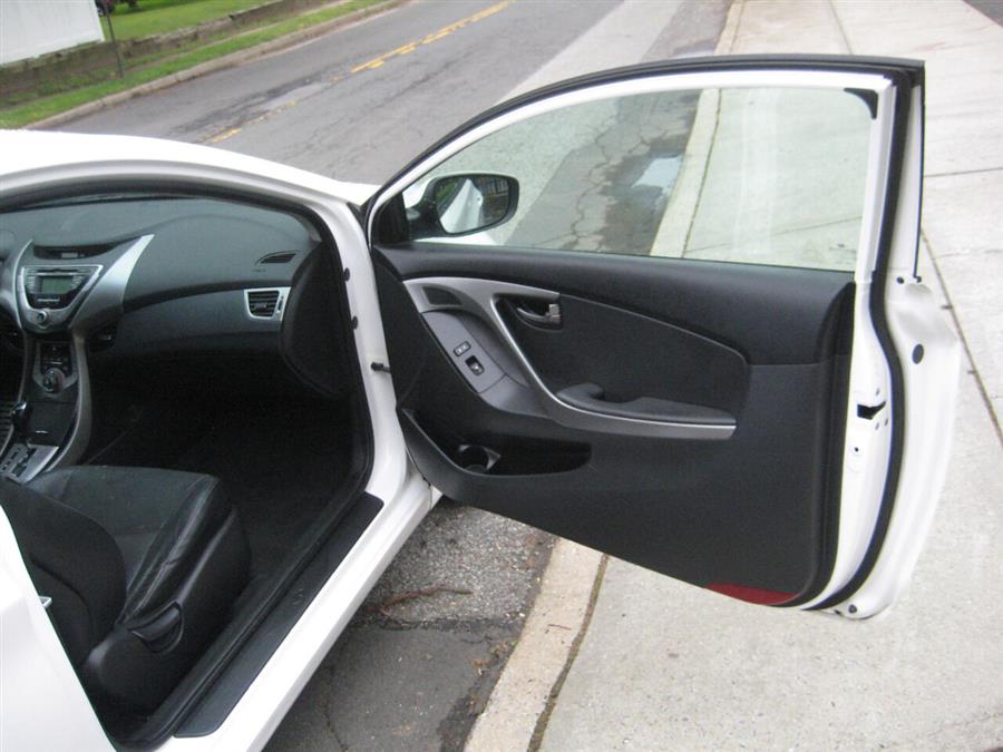 2013 Hyundai Elantra Coupe SE 2dr Coupe 6A, available for sale in Massapequa, New York | Rite Choice Auto Inc.. Massapequa, New York 2013 Hyundai Elantra Coupe SE 2dr Coupe 6A, available for sale in Massapequa, New York | Rite Choice Auto Inc.. Massapequa, New York