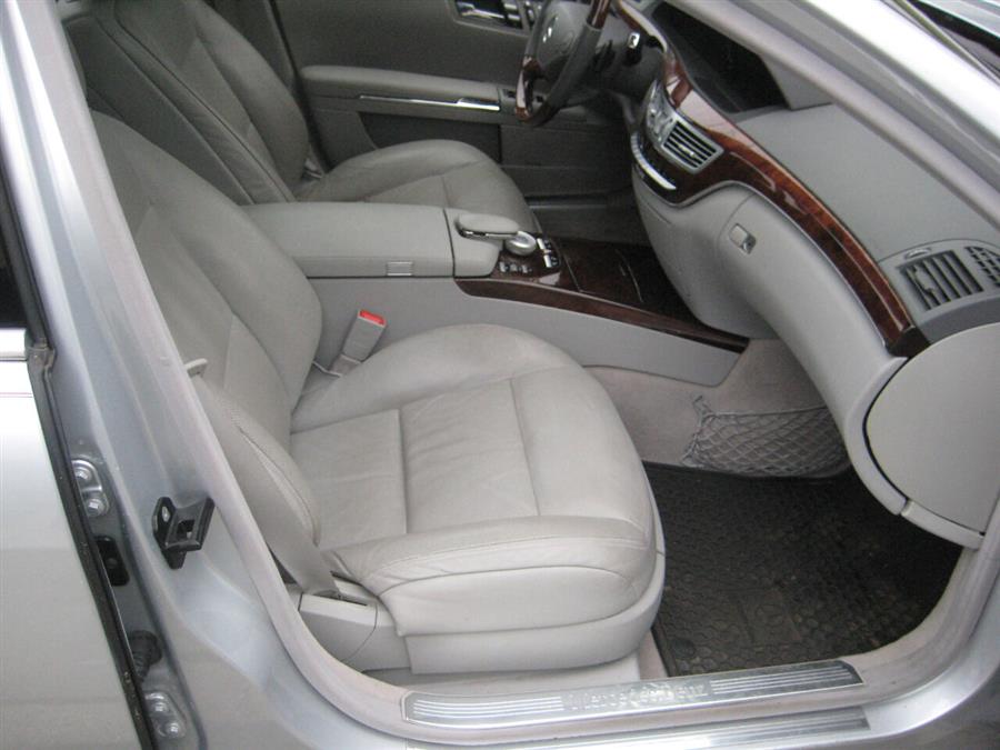 2010 Mercedes-benz S-class S 550 4MATIC AWD 4dr Sedan, available for sale in Massapequa, New York | Rite Choice Auto Inc.. Massapequa, New York 2010 Mercedes-benz S-class S 550 4MATIC AWD 4dr Sedan, available for sale in Massapequa, New York | Rite Choice Auto Inc.. Massapequa, New York