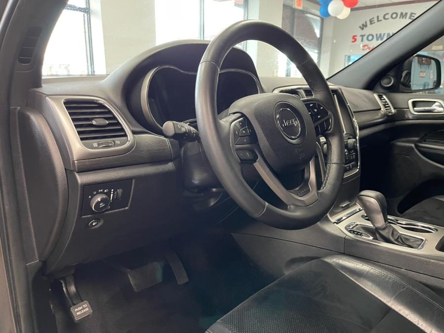 2017 Jeep Grand Cherokee Altitude 4x4, available for sale in Inwood, New York | 5 Towns Drive. Inwood, New York 2017 Jeep Grand Cherokee Altitude 4x4, available for sale in Inwood, New York | 5 Towns Drive. Inwood, New York