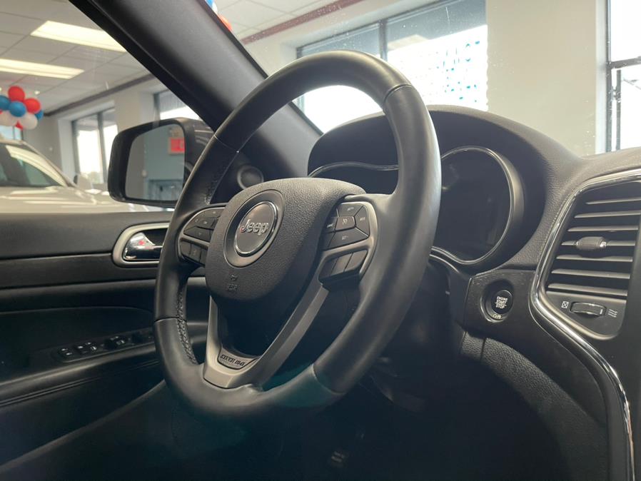 2017 Jeep Grand Cherokee Altitude 4x4, available for sale in Inwood, New York | 5 Towns Drive. Inwood, New York 2017 Jeep Grand Cherokee Altitude 4x4, available for sale in Inwood, New York | 5 Towns Drive. Inwood, New York