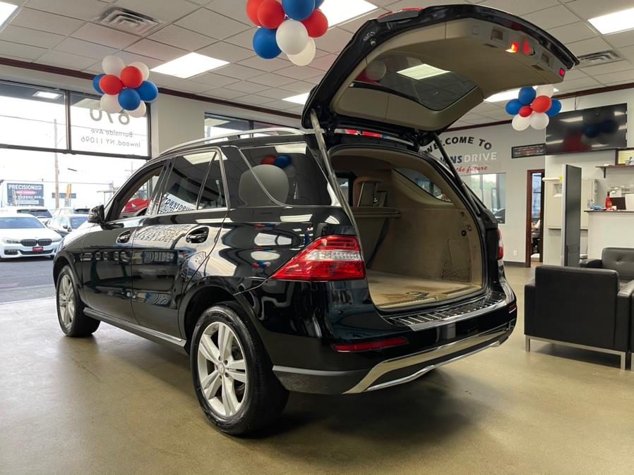 Used Mercedes-Benz M-Class 4MATIC 4dr ML 350 2014 | 5 Towns Drive. Inwood, New York Used Mercedes-Benz M-Class 4MATIC 4dr ML 350 2014 | 5 Towns Drive. Inwood, New York
