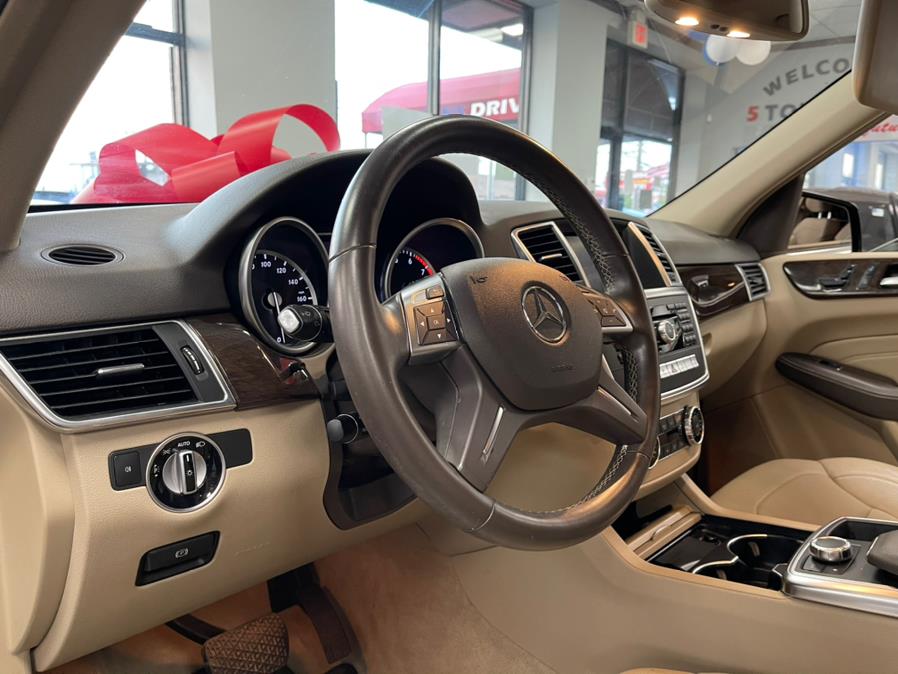 Used Mercedes-Benz M-Class 4MATIC 4dr ML 350 2014 | 5 Towns Drive. Inwood, New York Used Mercedes-Benz M-Class 4MATIC 4dr ML 350 2014 | 5 Towns Drive. Inwood, New York