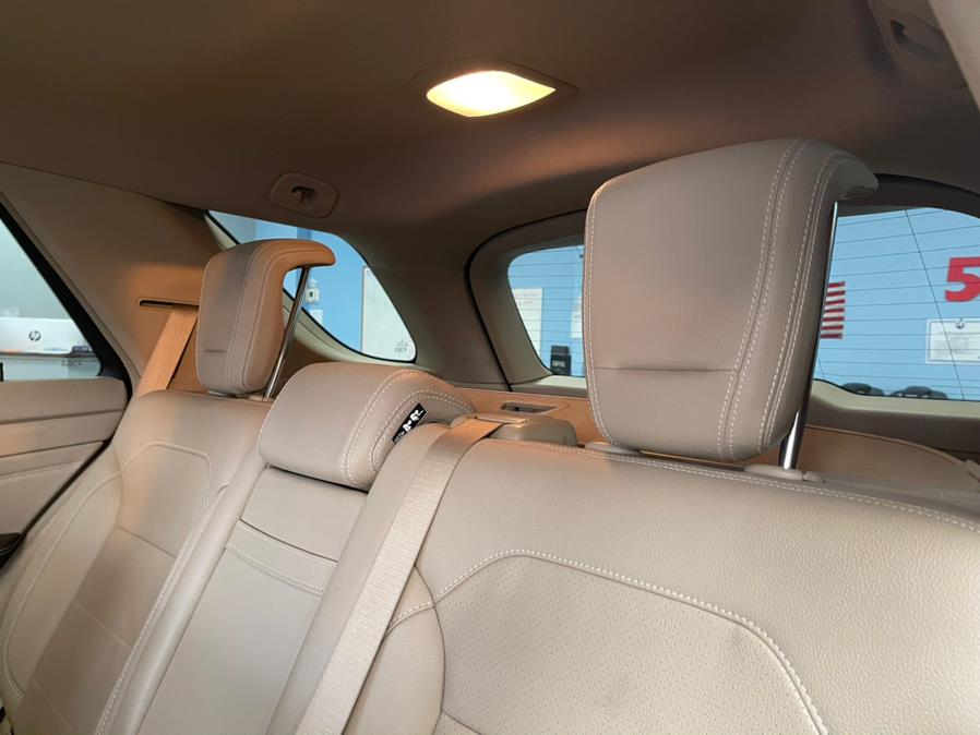 Used Mercedes-Benz M-Class 4MATIC 4dr ML 350 2014 | 5 Towns Drive. Inwood, New York Used Mercedes-Benz M-Class 4MATIC 4dr ML 350 2014 | 5 Towns Drive. Inwood, New York