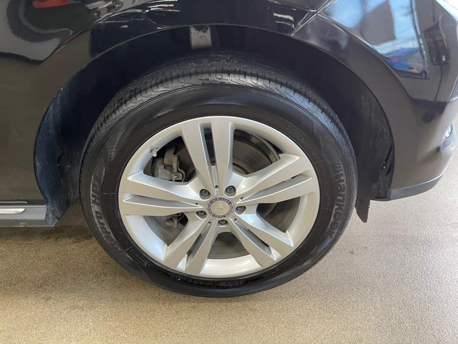 Used Mercedes-Benz M-Class 4MATIC 4dr ML 350 2014 | 5 Towns Drive. Inwood, New York Used Mercedes-Benz M-Class 4MATIC 4dr ML 350 2014 | 5 Towns Drive. Inwood, New York
