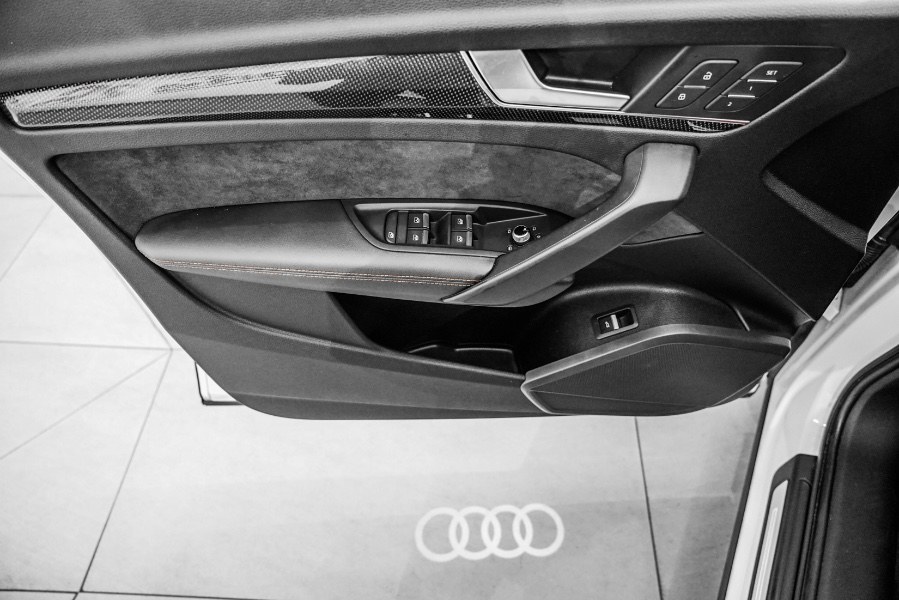 Used Audi SQ5 3.0 TFSI Premium Plus 2018 | Hempstead Auto Outlet Inc. DBA 26 Motors Long Isla. Franklin Sq, New York Used Audi SQ5 3.0 TFSI Premium Plus 2018 | Hempstead Auto Outlet Inc. DBA 26 Motors Long Isla. Franklin Sq, New York