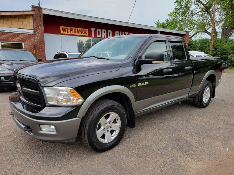 2009 Dodge Ram 1500 Sport 4WD 5.7 Hemi Crew Cab W/Sunroof, available for sale in East Windsor, Connecticut | Toro Auto. East Windsor, Connecticut