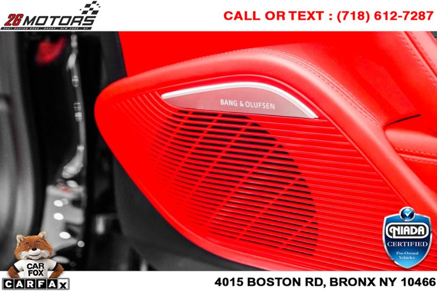 Used Audi R8 Spyder V10 quattro AWD 2017 | 26 Motors Corp. Bronx, New York Used Audi R8 Spyder V10 quattro AWD 2017 | 26 Motors Corp. Bronx, New York