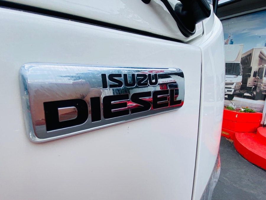 2019 ISUZU NPR 16 FEET DRY BOX + LIFT GATE + NO CDL, available for sale in South Amboy, New Jersey | NJ Truck Spot. South Amboy, New Jersey 2019 ISUZU NPR 16 FEET DRY BOX + LIFT GATE + NO CDL, available for sale in South Amboy, New Jersey | NJ Truck Spot. South Amboy, New Jersey