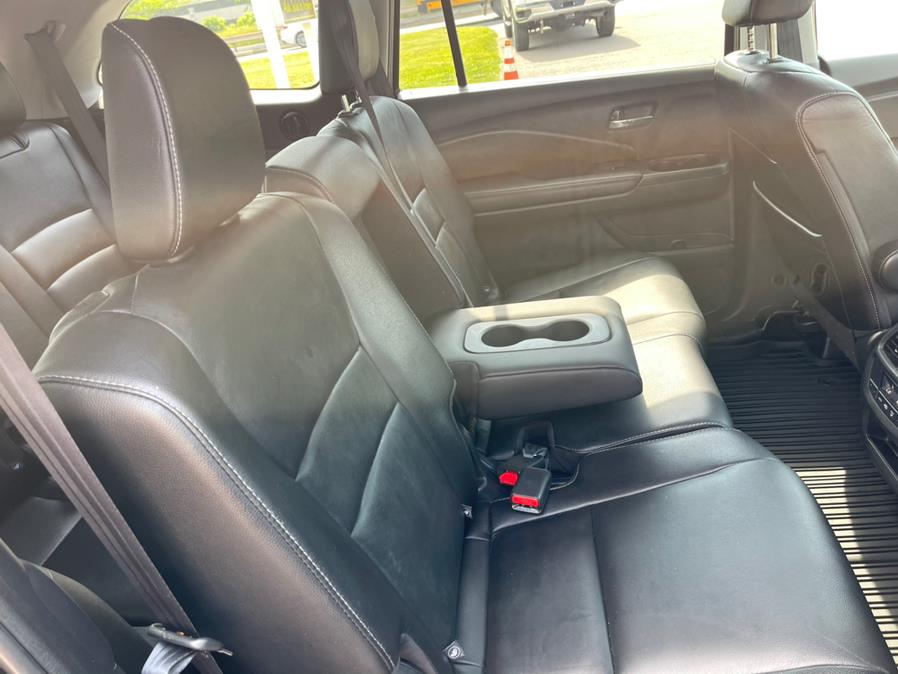 2016 Honda Pilot AWD 4dr EX-L, available for sale in South Windsor, Connecticut | Mike And Tony Auto Sales, Inc. South Windsor, Connecticut 2016 Honda Pilot AWD 4dr EX-L, available for sale in South Windsor, Connecticut | Mike And Tony Auto Sales, Inc. South Windsor, Connecticut