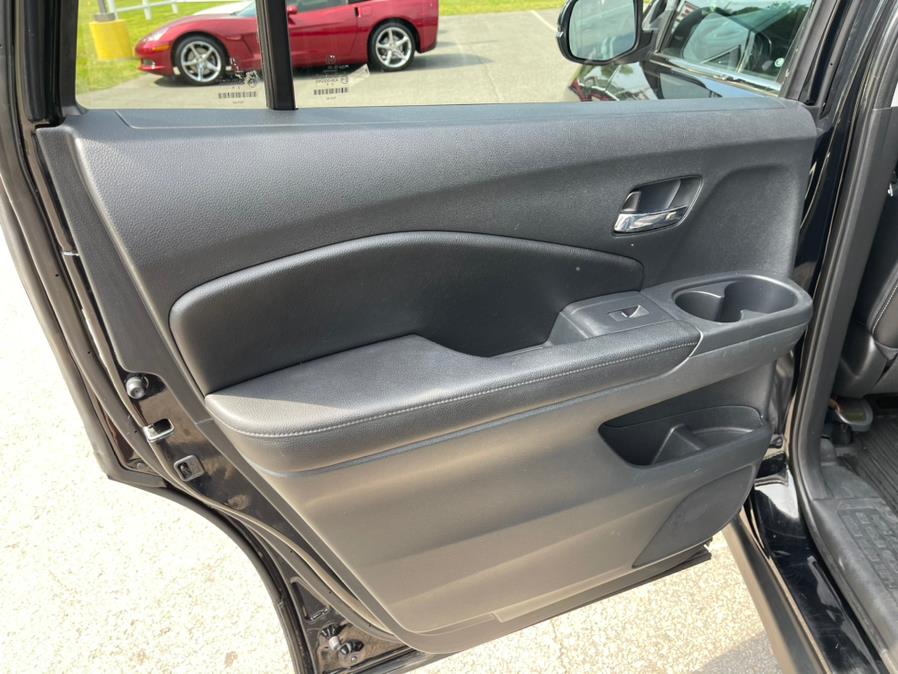 2016 Honda Pilot AWD 4dr EX-L, available for sale in South Windsor, Connecticut | Mike And Tony Auto Sales, Inc. South Windsor, Connecticut 2016 Honda Pilot AWD 4dr EX-L, available for sale in South Windsor, Connecticut | Mike And Tony Auto Sales, Inc. South Windsor, Connecticut