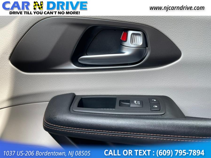 Used Chrysler Pacifica Touring-L 2020 | Car N Drive. Bordentown, New Jersey Used Chrysler Pacifica Touring-L 2020 | Car N Drive. Bordentown, New Jersey
