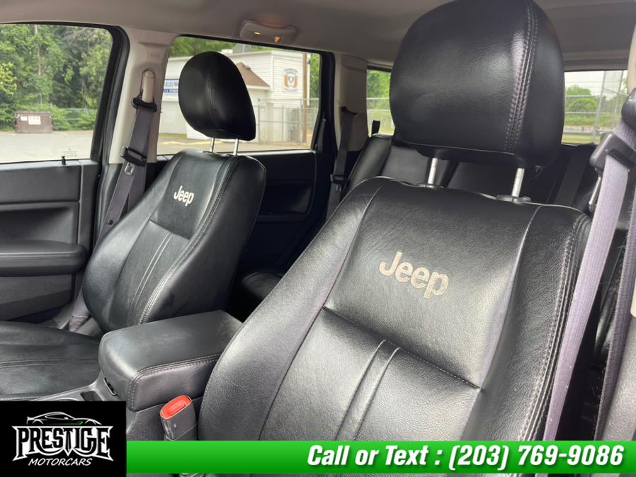 Used Jeep Grand Cherokee 4WD 4dr Laredo 2009 | J&J Auto Sales & Repairs llc DBA Prestige Motorcar. Oakville, Connecticut Used Jeep Grand Cherokee 4WD 4dr Laredo 2009 | J&J Auto Sales & Repairs llc DBA Prestige Motorcar. Oakville, Connecticut