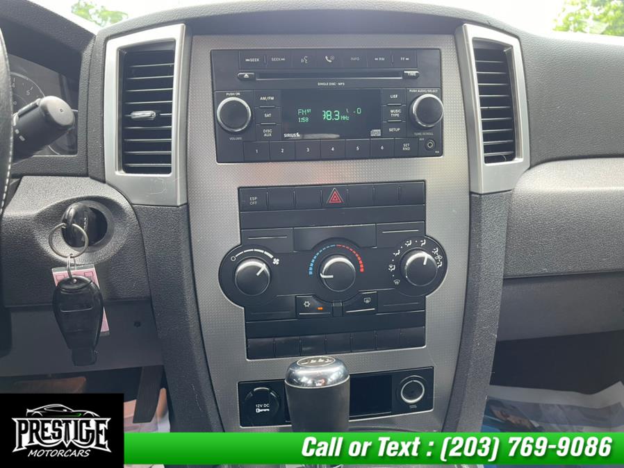 Used Jeep Grand Cherokee 4WD 4dr Laredo 2009 | J&J Auto Sales & Repairs llc DBA Prestige Motorcar. Oakville, Connecticut Used Jeep Grand Cherokee 4WD 4dr Laredo 2009 | J&J Auto Sales & Repairs llc DBA Prestige Motorcar. Oakville, Connecticut
