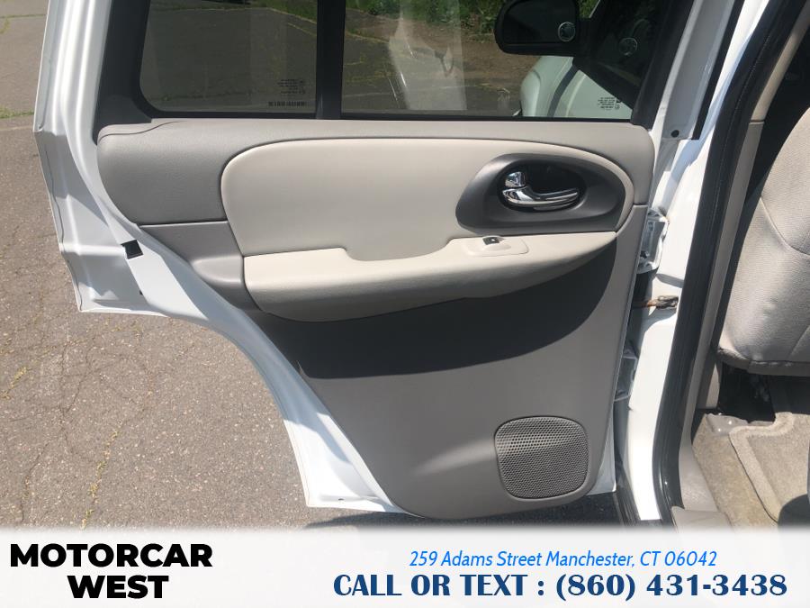 2007 Chevrolet TrailBlazer 4WD 4dr LS, available for sale in Manchester, Connecticut | Motorcar West. Manchester, Connecticut 2007 Chevrolet TrailBlazer 4WD 4dr LS, available for sale in Manchester, Connecticut | Motorcar West. Manchester, Connecticut