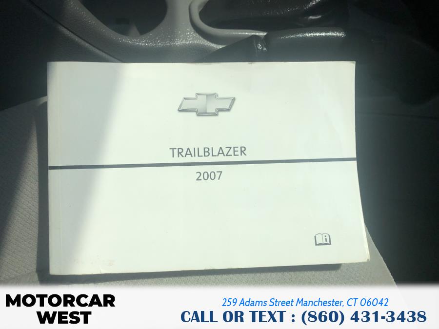 2007 Chevrolet TrailBlazer 4WD 4dr LS, available for sale in Manchester, Connecticut | Motorcar West. Manchester, Connecticut 2007 Chevrolet TrailBlazer 4WD 4dr LS, available for sale in Manchester, Connecticut | Motorcar West. Manchester, Connecticut