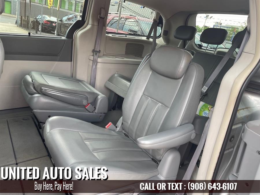 Used Chrysler Town And Countr TOURING 2010 | United Auto Sale. Newark, New Jersey Used Chrysler Town And Countr TOURING 2010 | United Auto Sale. Newark, New Jersey