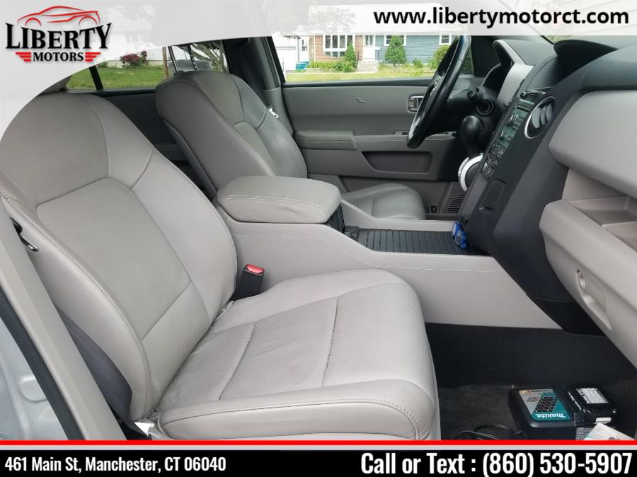 2010 Honda Pilot 4WD 4dr EX-L, available for sale in Manchester, Connecticut | Liberty Motors. Manchester, Connecticut 2010 Honda Pilot 4WD 4dr EX-L, available for sale in Manchester, Connecticut | Liberty Motors. Manchester, Connecticut