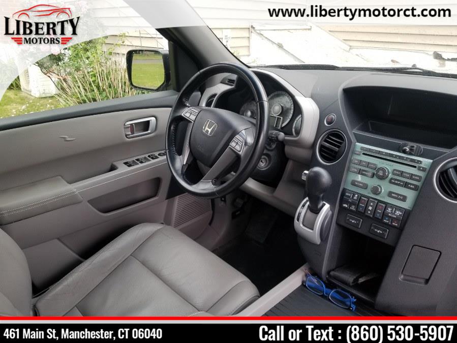 2010 Honda Pilot 4WD 4dr EX-L, available for sale in Manchester, Connecticut | Liberty Motors. Manchester, Connecticut 2010 Honda Pilot 4WD 4dr EX-L, available for sale in Manchester, Connecticut | Liberty Motors. Manchester, Connecticut