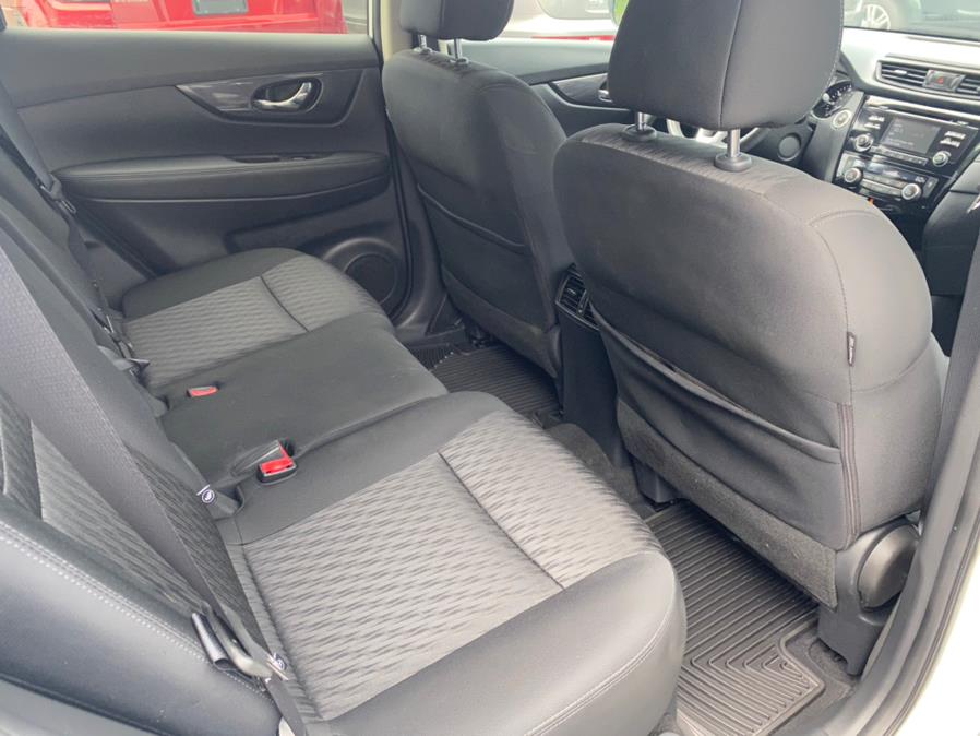 Used Nissan Rogue AWD SV 2017 | Lava Motors 2 Inc. Canton, Connecticut Used Nissan Rogue AWD SV 2017 | Lava Motors 2 Inc. Canton, Connecticut