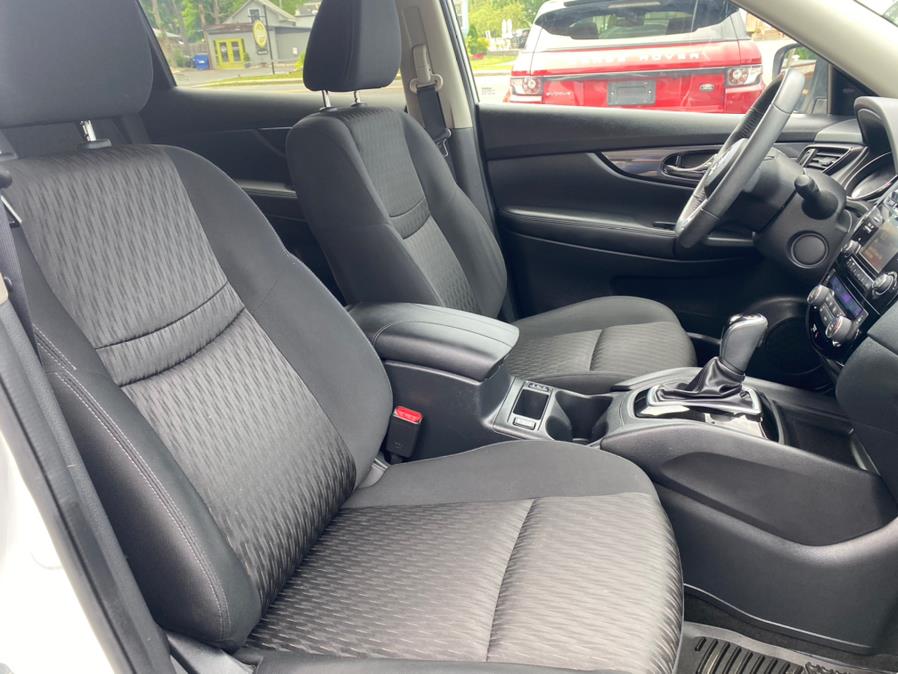 Used Nissan Rogue AWD SV 2017 | Lava Motors 2 Inc. Canton, Connecticut Used Nissan Rogue AWD SV 2017 | Lava Motors 2 Inc. Canton, Connecticut