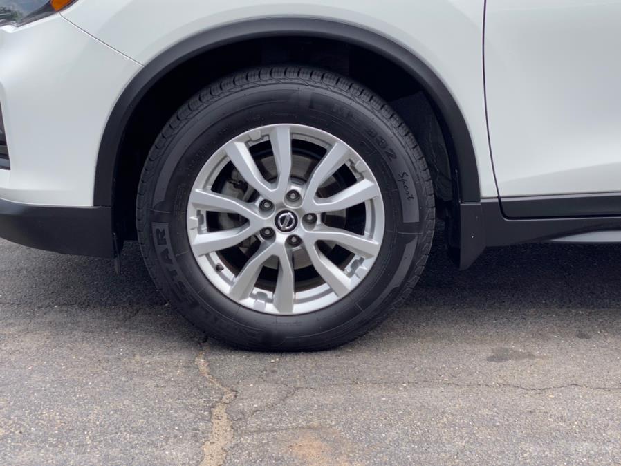 Used Nissan Rogue AWD SV 2017 | Lava Motors 2 Inc. Canton, Connecticut Used Nissan Rogue AWD SV 2017 | Lava Motors 2 Inc. Canton, Connecticut