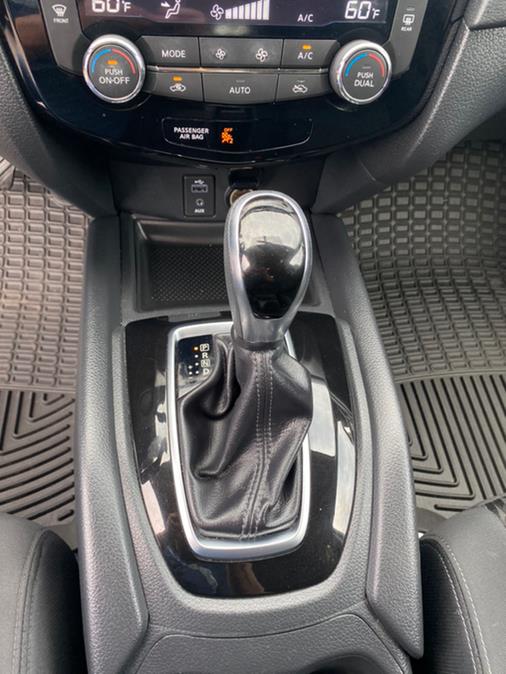 Used Nissan Rogue AWD SV 2017 | Lava Motors 2 Inc. Canton, Connecticut Used Nissan Rogue AWD SV 2017 | Lava Motors 2 Inc. Canton, Connecticut