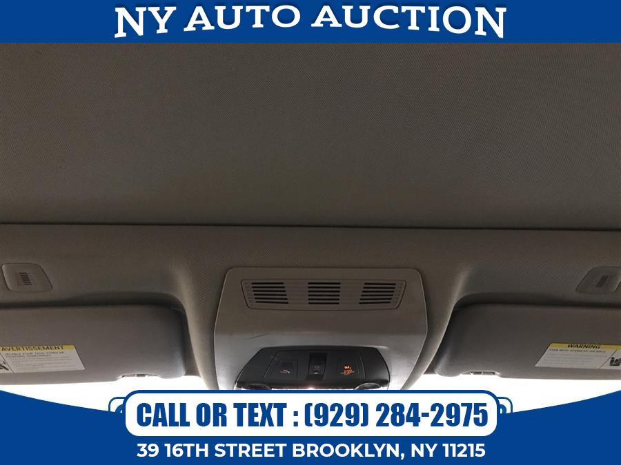 2014 BMW 5 Series 4dr Sdn 528i xDrive AWD, available for sale in Brooklyn, New York | NY Auto Auction. Brooklyn, New York 2014 BMW 5 Series 4dr Sdn 528i xDrive AWD, available for sale in Brooklyn, New York | NY Auto Auction. Brooklyn, New York