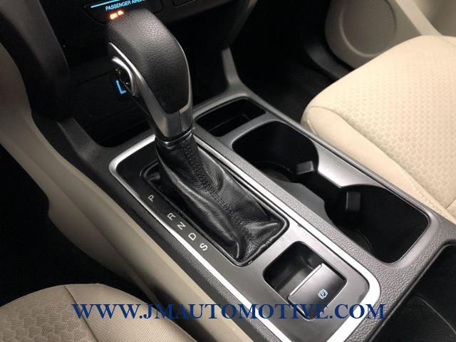 2018 Ford Escape SE 4WD, available for sale in Naugatuck, Connecticut | J&M Automotive Sls&Svc LLC. Naugatuck, Connecticut 2018 Ford Escape SE 4WD, available for sale in Naugatuck, Connecticut | J&M Automotive Sls&Svc LLC. Naugatuck, Connecticut
