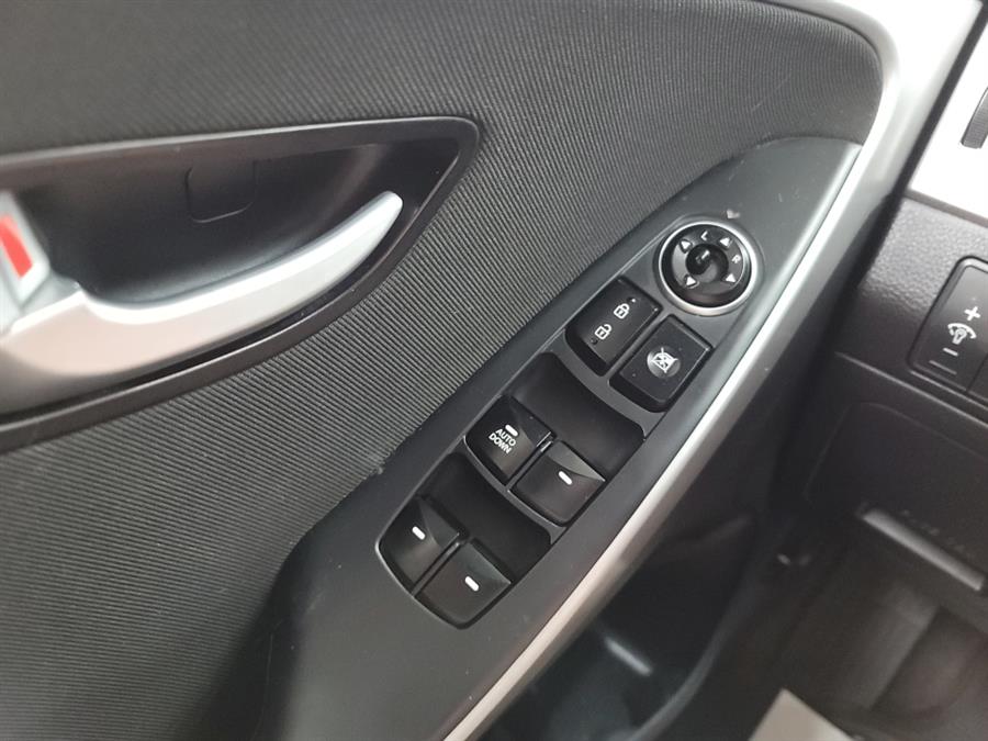 2016 Hyundai Elantra GT 5dr HB Auto, available for sale in West Haven, Connecticut | Auto Fair Inc.. West Haven, Connecticut 2016 Hyundai Elantra GT 5dr HB Auto, available for sale in West Haven, Connecticut | Auto Fair Inc.. West Haven, Connecticut