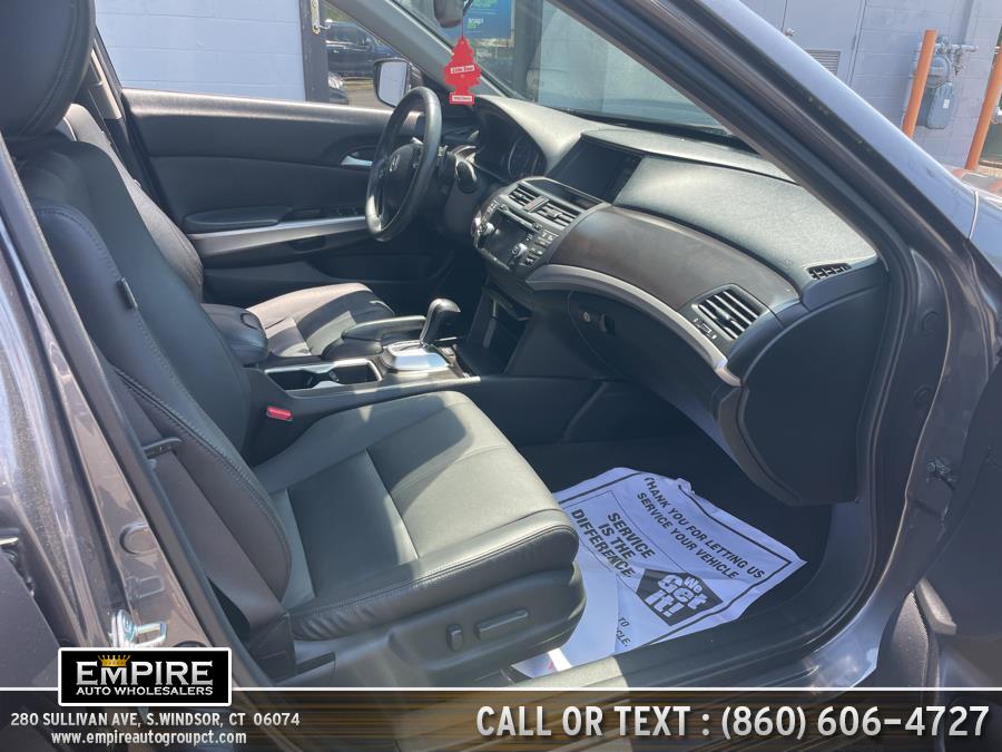 Used Honda Crosstour 4WD V6 5dr EX-L w/Navi 2015 | Empire Auto Wholesalers. S.Windsor, Connecticut Used Honda Crosstour 4WD V6 5dr EX-L w/Navi 2015 | Empire Auto Wholesalers. S.Windsor, Connecticut