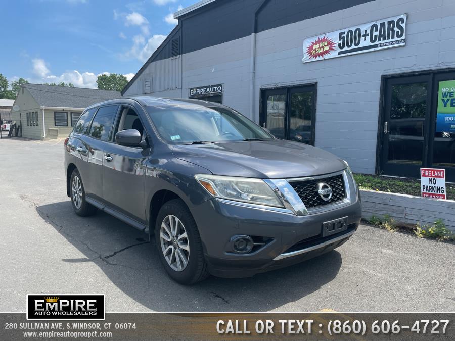 2013 Nissan Pathfinder 4WD 4dr SV, available for sale in S.Windsor, Connecticut | Empire Auto Wholesalers. S.Windsor, Connecticut