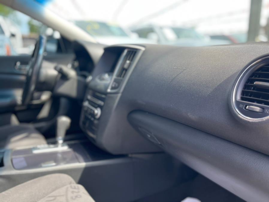 Used Nissan Maxima 4dr Sdn 3.5 SV w/Premium Pkg 2014 | NYC Automart Inc. Brooklyn, New York Used Nissan Maxima 4dr Sdn 3.5 SV w/Premium Pkg 2014 | NYC Automart Inc. Brooklyn, New York